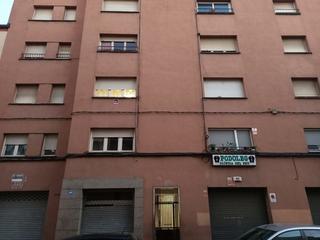 Pis  C/ torras i bages. Solvia inmobiliaria  piso salt