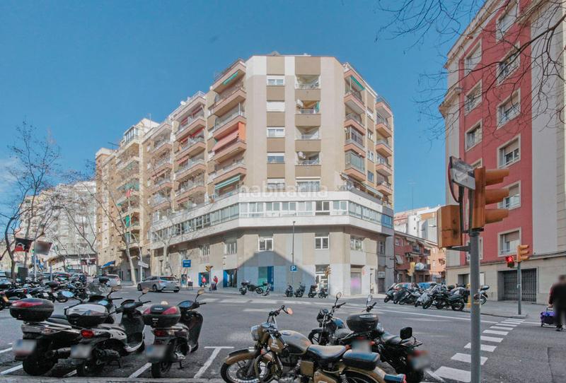 Foto cfd5d2bc-c76c-42ac-87b2-82105dda335e. Local comercial a Baix Guinardó Barcelona