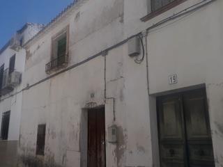 Casa aparellada  Sierpes. Solvia inmobiliaria  chalet adosado lopera