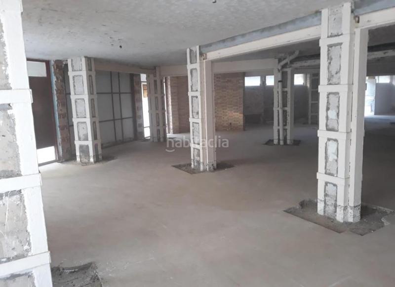 Foto c7fb6fe6-ebaf-4b68-adae-d371afa9d2ce. Local commercial dans La Pineda Vila-seca