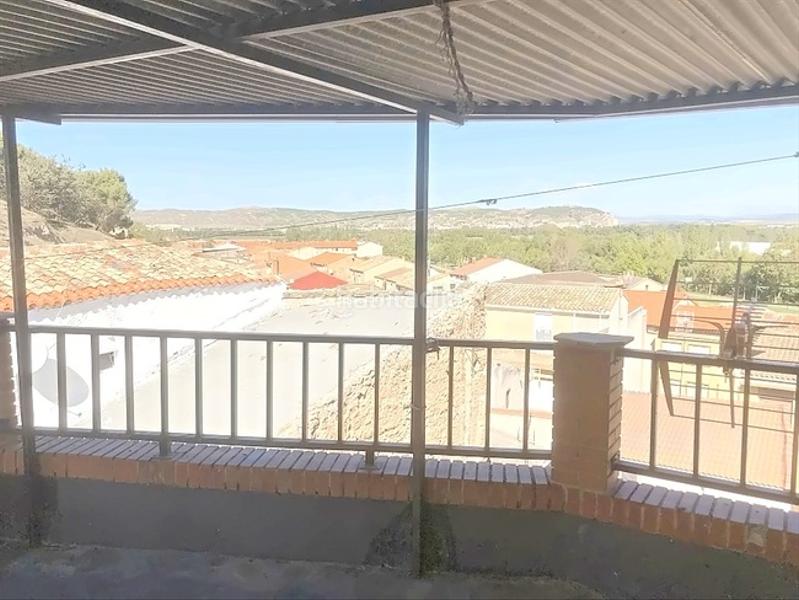 Foto dfbfb59e-038c-494b-b8f9-c22b6bd8664f. Casa pareada solvia inmobiliaria chalet adosado en Funes