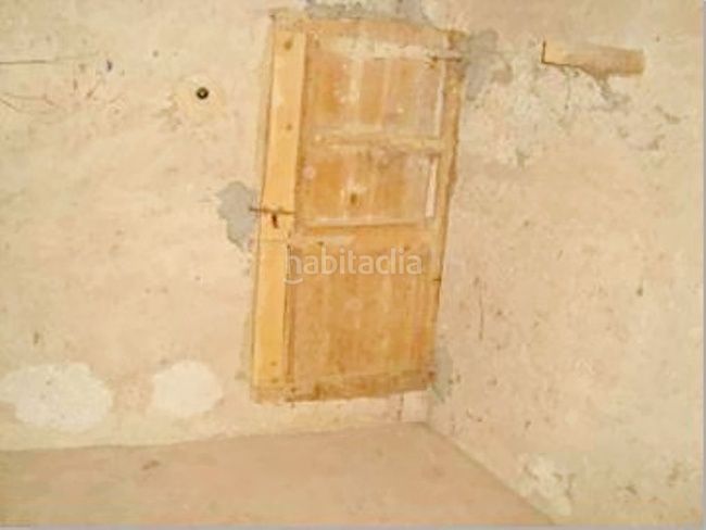 Foto 3f4c5595-9474-431c-875c-90c5cb19c223. Casa aparellada a Talavera