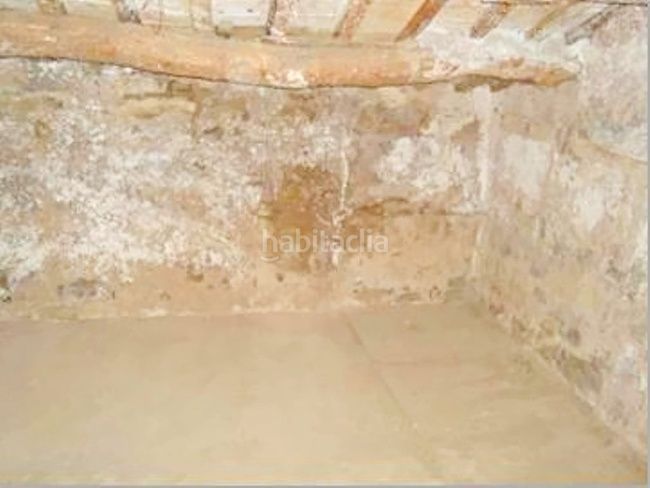 Foto f0192405-403d-4022-9f85-a8a1958be905. Casa aparellada a Talavera