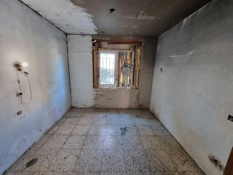 Foto 1f5bce9a-23a2-44b3-bff2-756922bb93ba. Chalet dans Castellnou-Can Mir-Can Solà Rubí