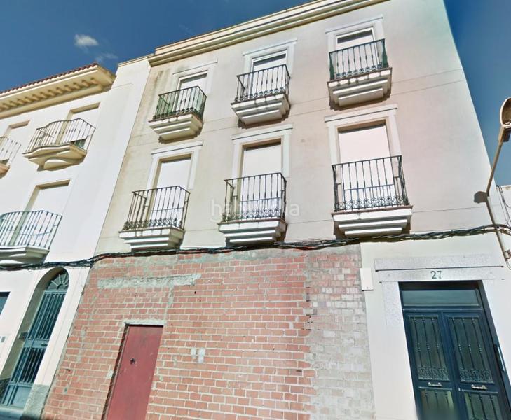 Foto 5fb7297b-e604-4fc5-ba32-1d1915034e8f. Local comercial a Montijo