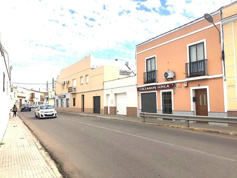 Foto bf82fc68-25e8-4246-a6f3-1cd985acbb17. Local comercial a Montijo