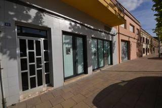 Local Comercial  Penedès. Solvia inmobiliaria  locales santa margarida i els monjos
