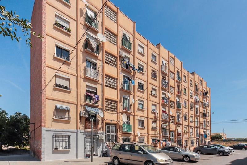 Foto deb893e6-e786-4b4a-9811-f956f3bad2d9. Piso solvia inmobiliaria piso en Torreforta Tarragona