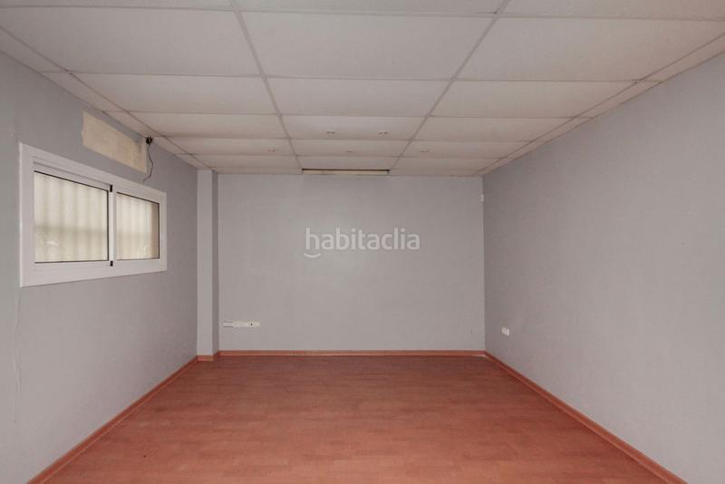 Foto a9aae206-237a-47fd-8ed0-dc77519885c6. Local commercial dans Vinyets-Molí Vell Sant Boi de Llobregat