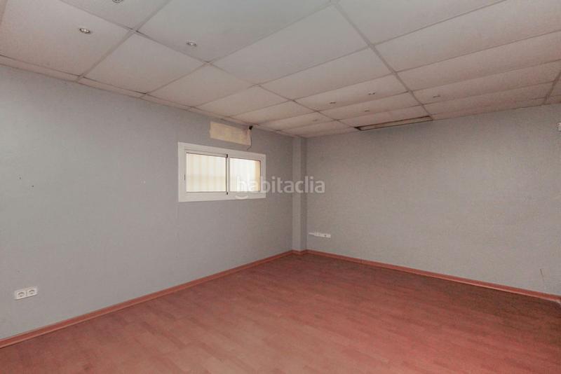 Foto dbfcef0d-1e4d-4d19-acc1-a05325bb8203. Local commercial dans Vinyets-Molí Vell Sant Boi de Llobregat