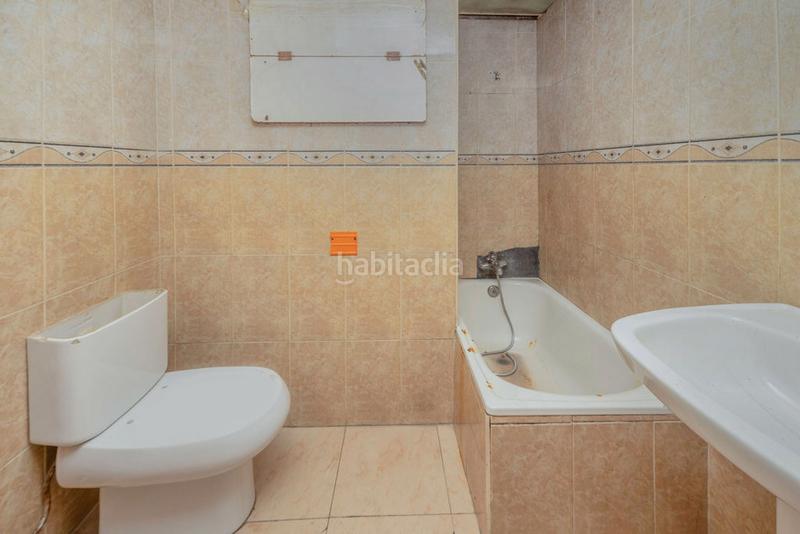 Foto 8f478e1a-6e87-4749-a7b3-a86c5e7bbb45. Pis a Colonia Requena Alicante