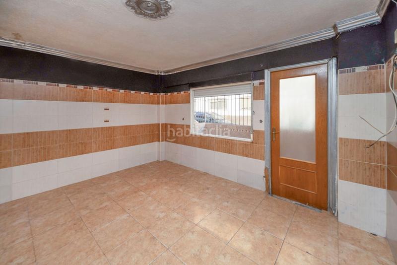 Foto fad4566b-74f9-4077-91d8-37579bb982f5. Pis a Colonia Requena Alicante