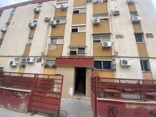 Flat  C/ hermano pablo. Solvia inmobiliaria  piso sevilla