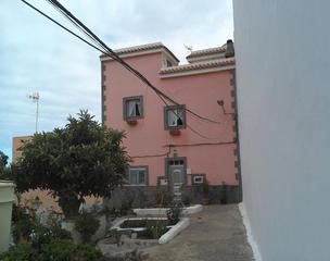 Casa aparellada  Acequia del pino. Solvia inmobiliaria  chalet adosado arucas