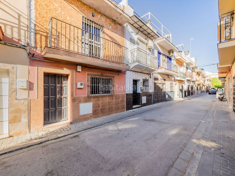 Foto bc7be36c-285a-414b-aaae-9fa694d85857. Towny house in Palmete Sevilla