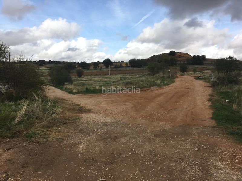 Foto a6066b6c-a9a3-41b6-9bff-e4c99044e1b6. Finca rústica a Corpa