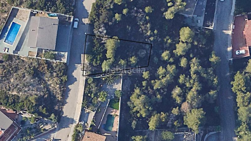 Foto db6c38f8-f285-4147-b1ab-9538d7565506. Finca rústica a costa Cunit - els jardins - els rosers Cunit