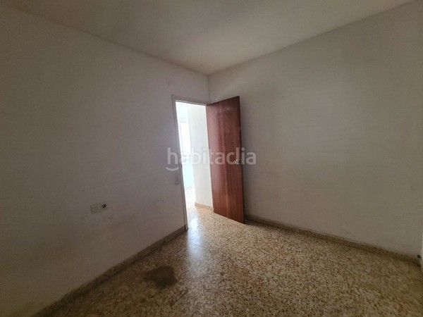 Foto 0d8afd54-bf87-4af1-9840-ea869245ea83. Pis a Centre Tortosa