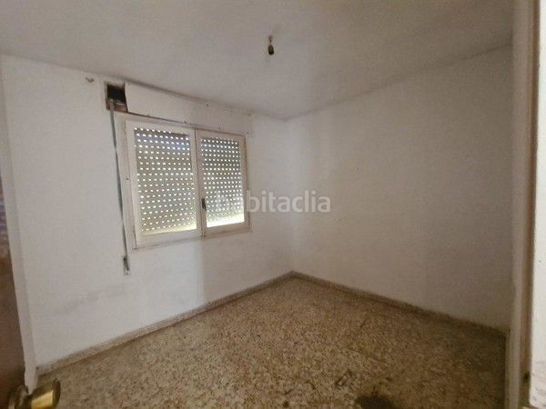 Foto a2fc8c7f-d2f5-47b0-bf8b-2fd46cf4ba7f. Pis a Centre Tortosa
