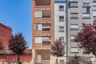 Flat  Av. baix llobregat. Solvia inmobiliaria  piso cornellà de llobregat