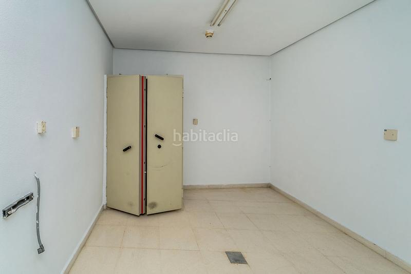 Foto 53f0d778-4ba5-4d34-8a6c-3ade7ef8b7d5. Lloguer local comercial a Centro Palencia