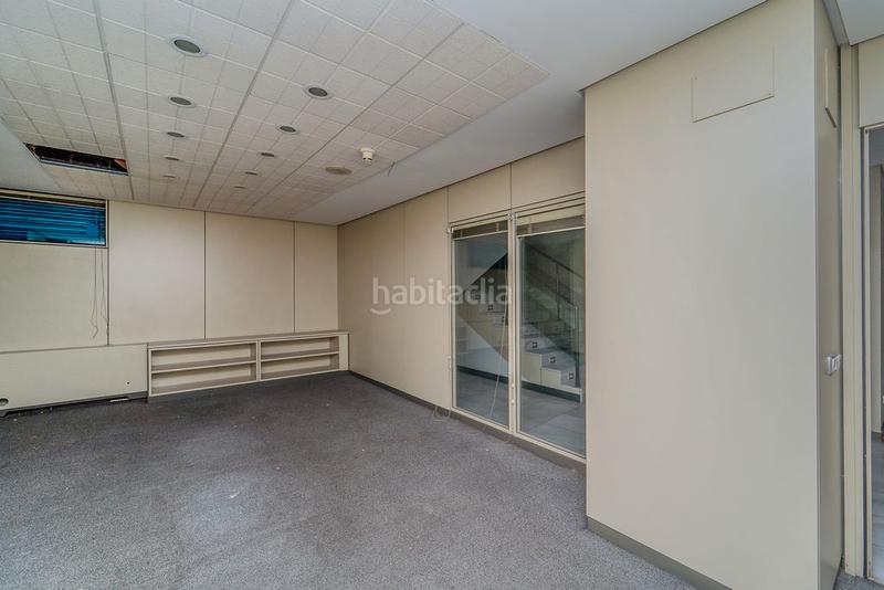 Foto 5d30af0b-f082-4ffe-b070-c7478ddda2f4. Lloguer local comercial a Centro Palencia