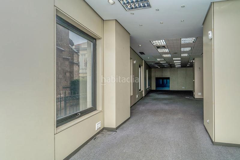 Foto b7cf7c3b-1b8a-4267-b70d-3f789637d9a6. Lloguer local comercial a Centro Palencia