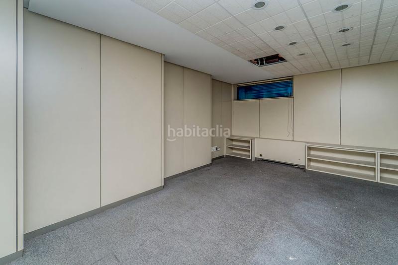 Foto f48598a1-45dd-448b-b990-ea331b622856. Lloguer local comercial a Centro Palencia
