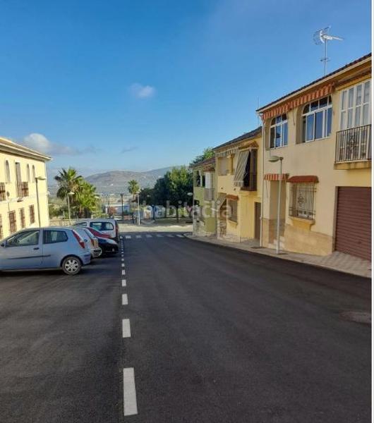 Foto 10ac9ce2-6386-46a4-bf8c-3ba19cb64892. Casa bifamiliare in jardín Lucena Lucena