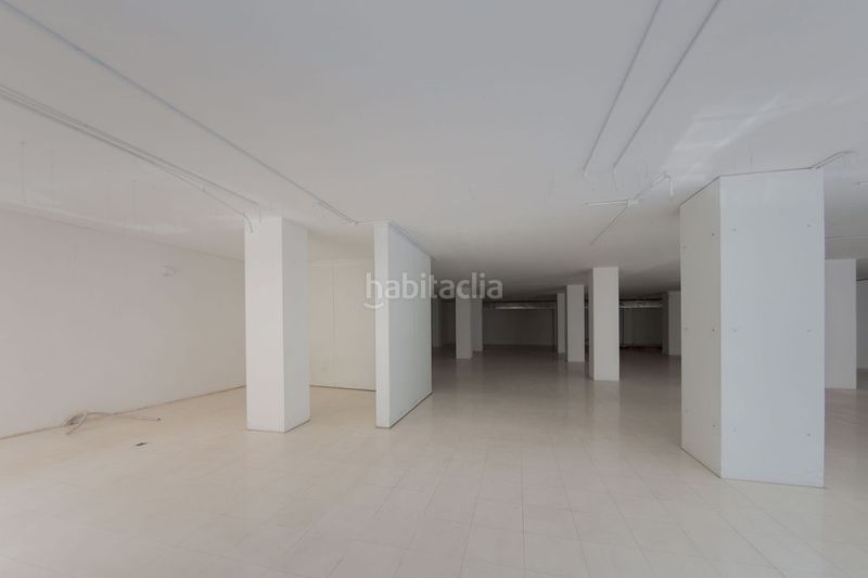 Foto c7bbff8e-3279-46cb-af11-cde6a2f341e8. Local comercial solvia inmobiliaria locales zubia la en Zubia (La)