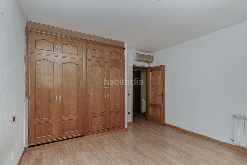 Foto ea1eb0cb-eea7-48f5-b2ad-74f10c827768. Edificio in Argamasilla de Alba