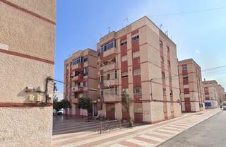 Piso  C/ la  tierra. Solvia inmobiliaria  piso roquetas de mar