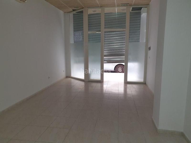 Foto f09a852e-da50-462c-928f-00c5e31e6330. Local commercial dans Piscinas Burriana