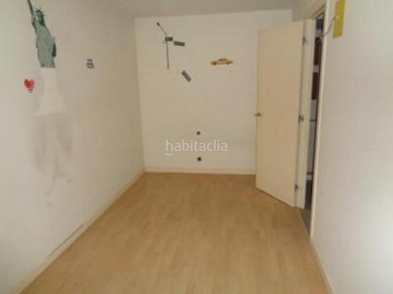 Foto 6052b657-13f8-46d2-b132-3ee954bf139c. Geschäftsraum in Creu de Barberà Sabadell