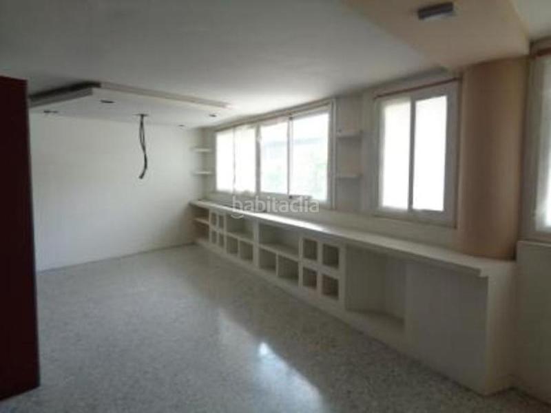 Foto c4a10d3d-8eec-4316-9779-9fcc14dc53fd. Geschäftsraum in Creu de Barberà Sabadell