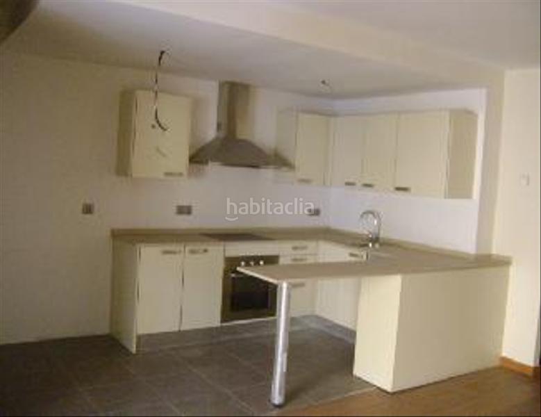 Foto eb1bea3a-f36e-49c5-9504-0f3bef936e70. Piso solvia inmobiliaria piso en Sallent