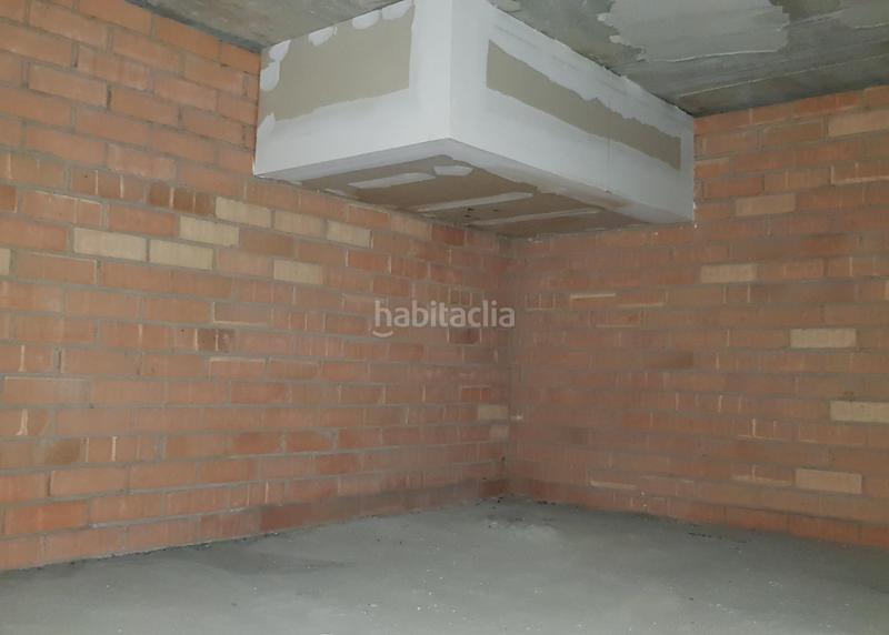 Foto 66bad134-7fd5-4908-840a-27cb2211d491. Location local commercial dans Príncep de Viana-Clot-Xalets Humbert Torres Lleida