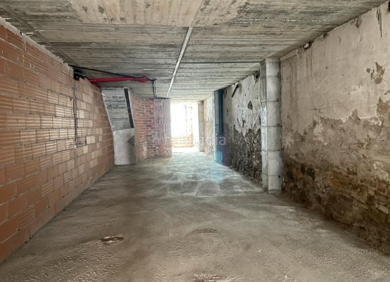Foto bb84870d-1b96-4fb0-a82d-f0ead987fa3e. Local comercial solvia inmobiliaria locales en La Devesa Girona