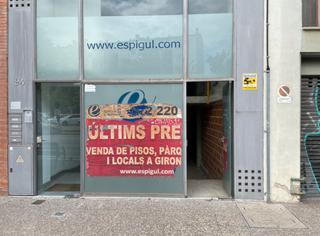 Local Comercial  Joaquim vayreda. Solvia inmobiliaria  locales girona