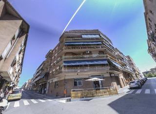 Pis  Menendez y pelayo. Solvia inmobiliaria  piso terrassa