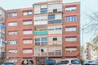 Pis  C/ berenguer dentença. Solvia inmobiliaria  piso santa perpètua de mogoda