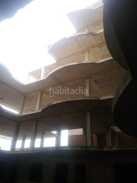 Foto 8393d021-6d80-4dfc-a89c-fc6785593ebd. Edifici a Láchar