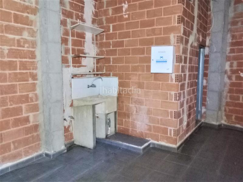 Foto b589f0f2-f8a3-4e1a-9bd0-b65dd2b635ff. Lloguer local comercial a Xàtiva
