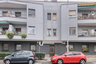Pis  C/ riera sant cugat. Solvia inmobiliaria  piso montcada i reixac