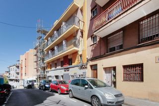Pis  C/ san francesc. Solvia inmobiliaria  piso santa coloma de gramenet
