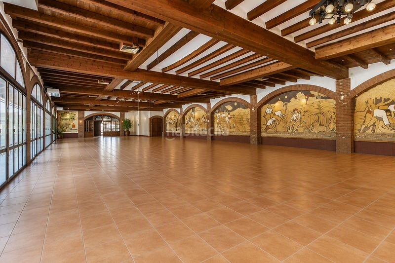 Foto f8c0c964-c7a9-41fc-84d2-2fabc964da37. Edificio in Borges Blanques (Les)