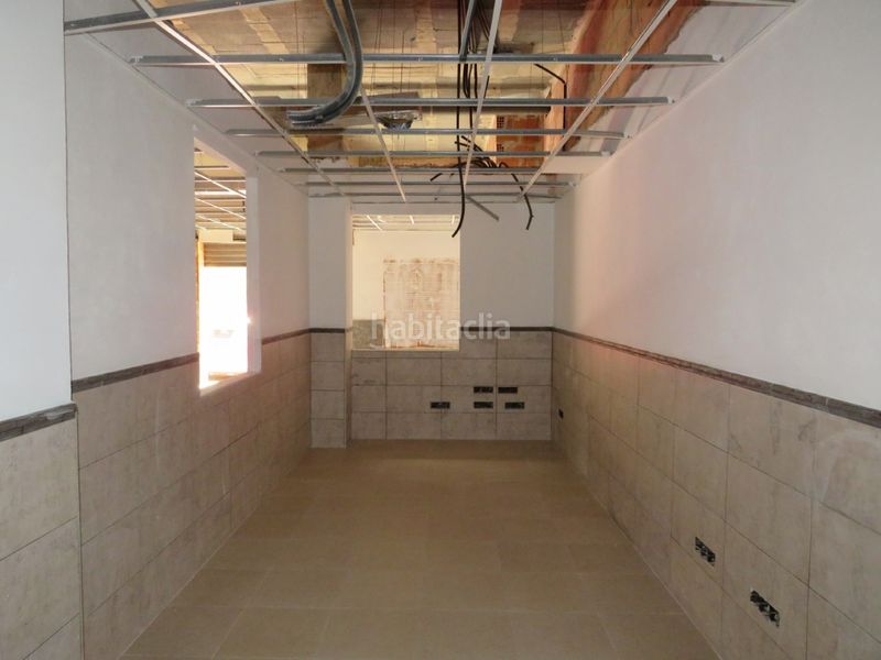 Foto c533fbea-79d5-41f7-916c-6bf3a88637ed. Local comercial a Centro Almazora / Almassora
