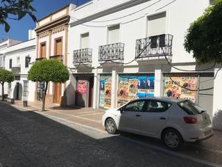 Local Comercial  C/ corredera. Solvia inmobiliaria  locales arcos de la frontera