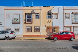 Xalet  C/ parroco muriel. Solvia inmobiliaria  casa palma del condado la