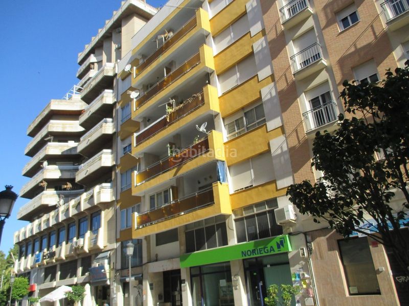 Foto be26060b-b936-44c8-84ae-f84aa5cbc626. Local comercial a Centro Huelva